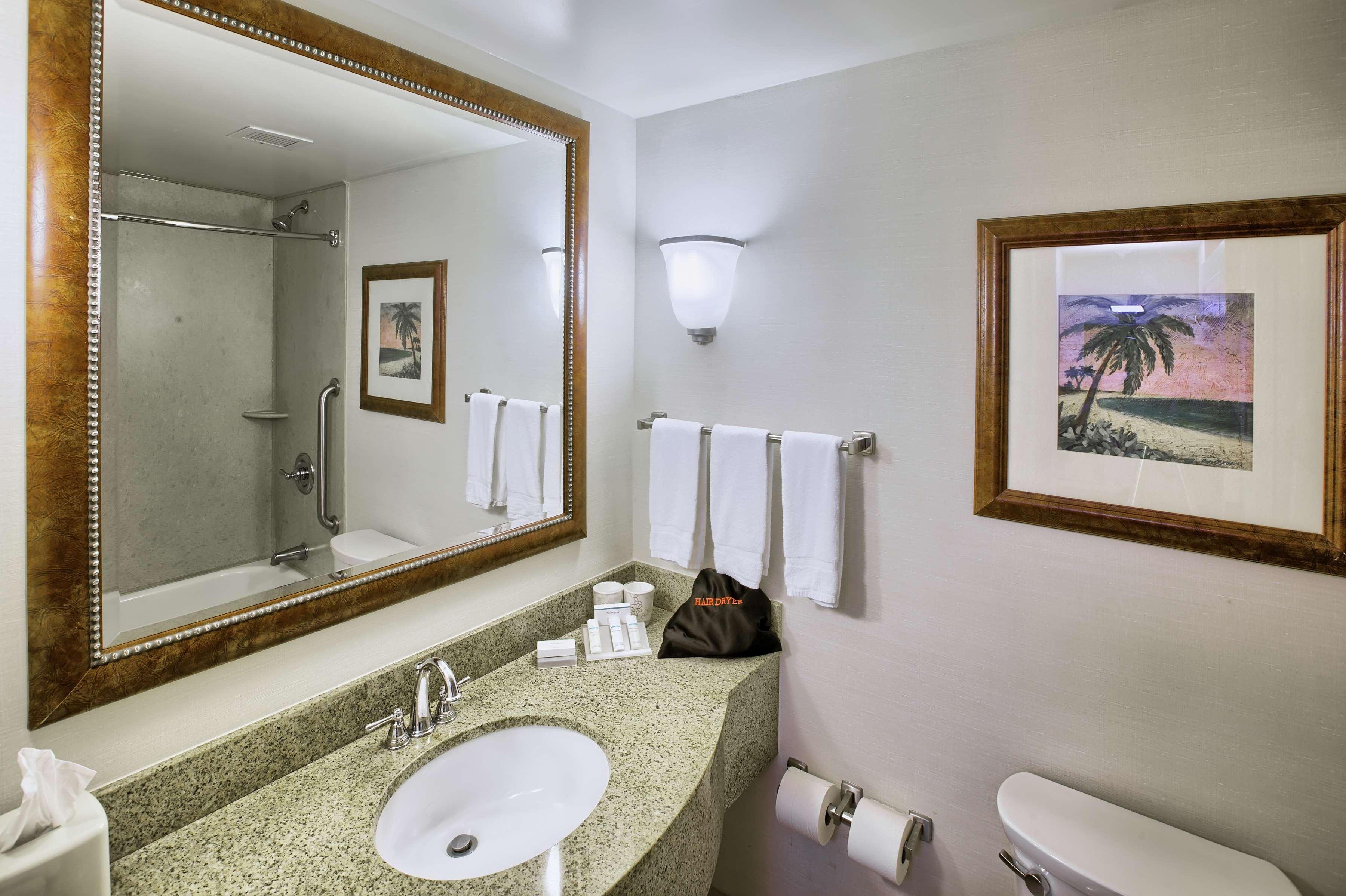 Hilton Garden Inn Kent Island Marina Grasonville Exterior photo