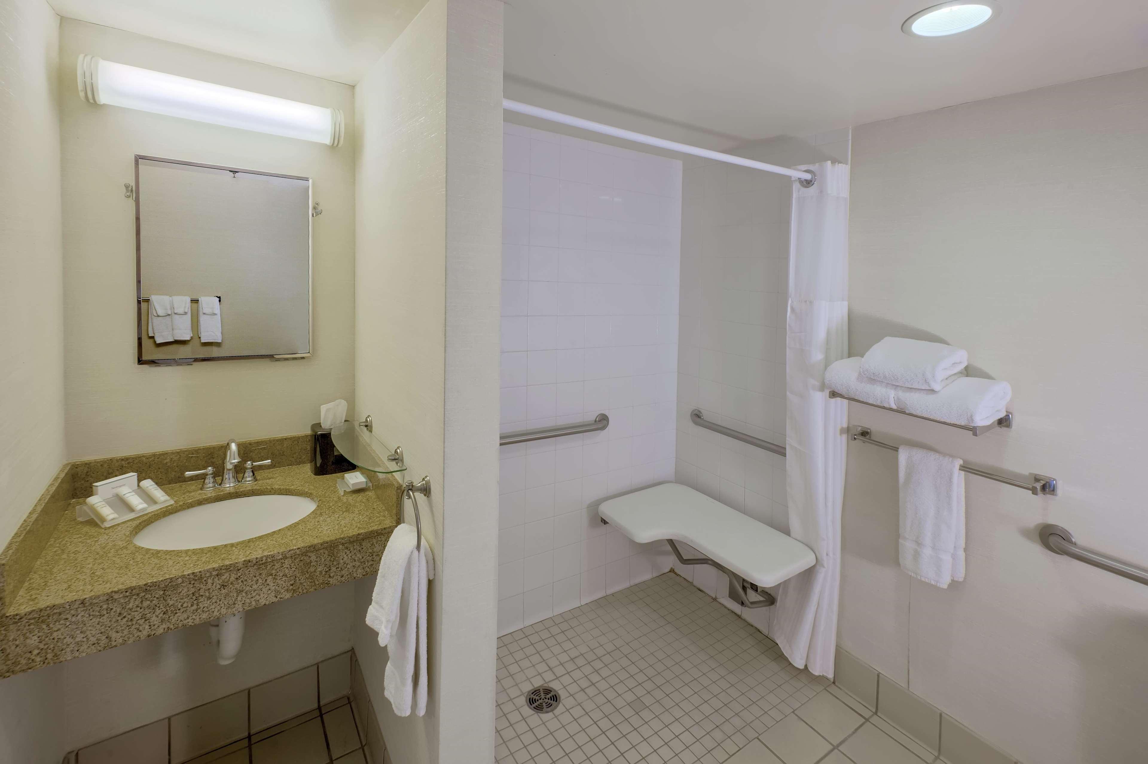 Hilton Garden Inn Kent Island Marina Grasonville Exterior photo